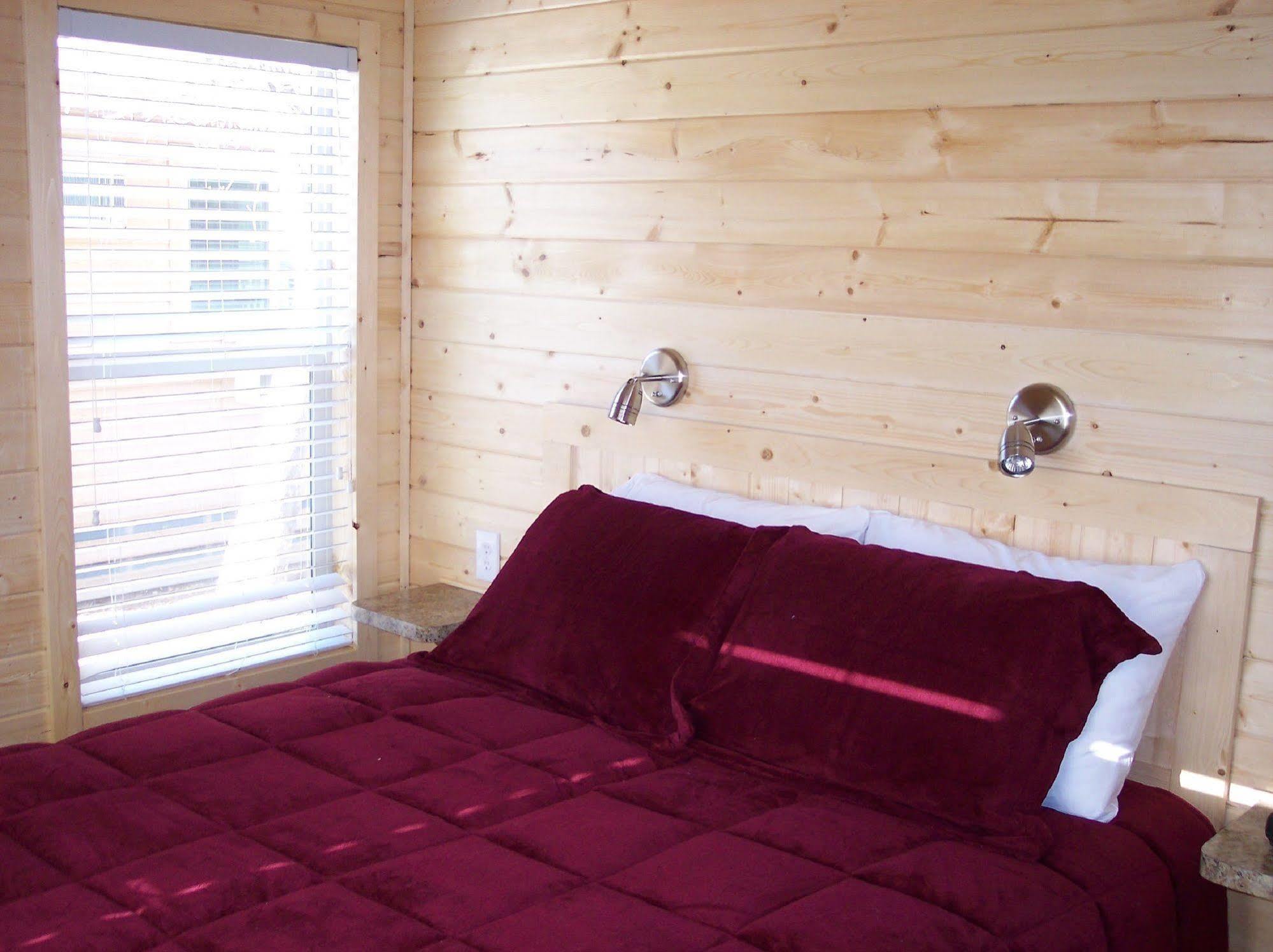 Rancho Oso Rv & Camping Resort Goleta Kültér fotó